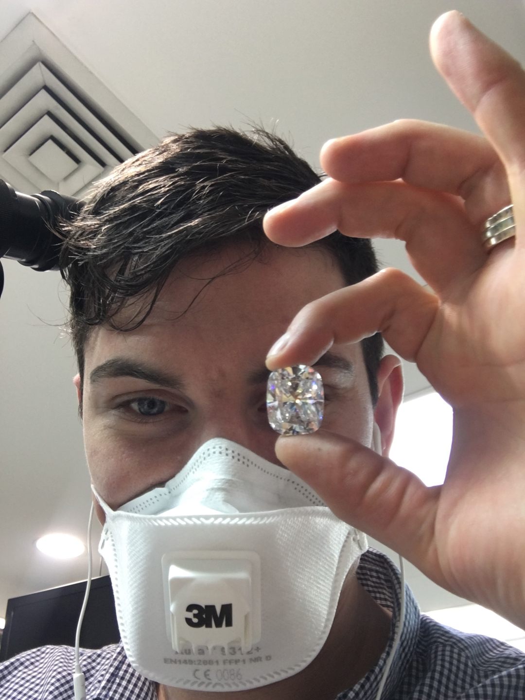 Essential tools for diamond setting